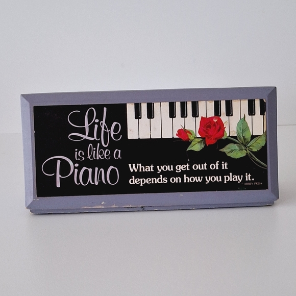"Life is like a Piano" pyramid shaped decoration - vintage - Picture 3 of 5